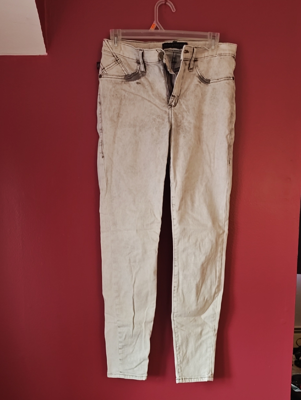 Rock & Republic Light Beige Skinny Jeans